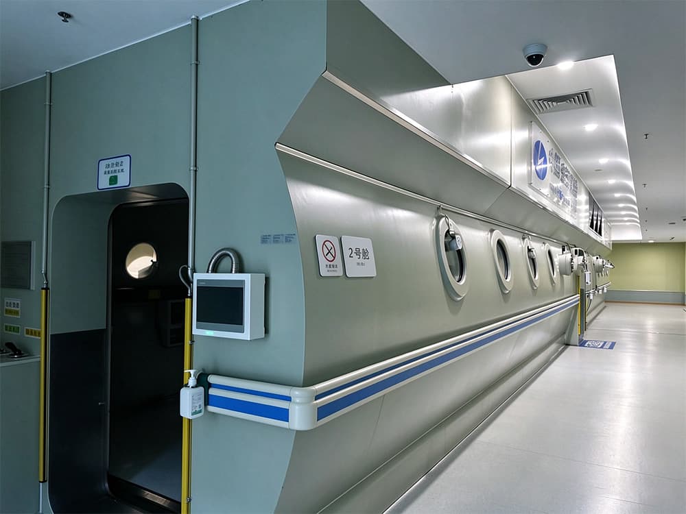 36-seat hyperbaric oxygen
