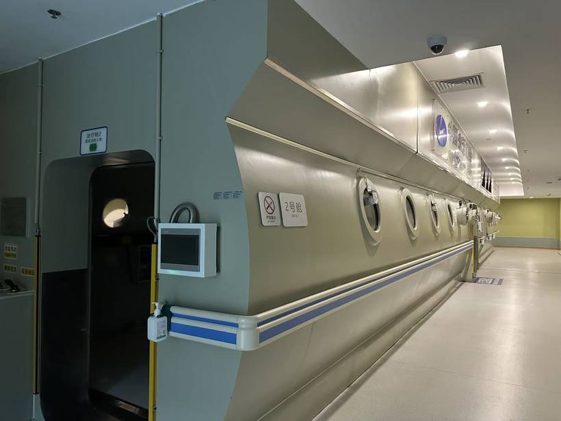 Hyperbaric oxygen